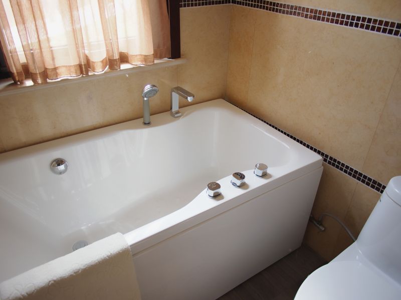 Bathtub Remodeling in Denver, CO