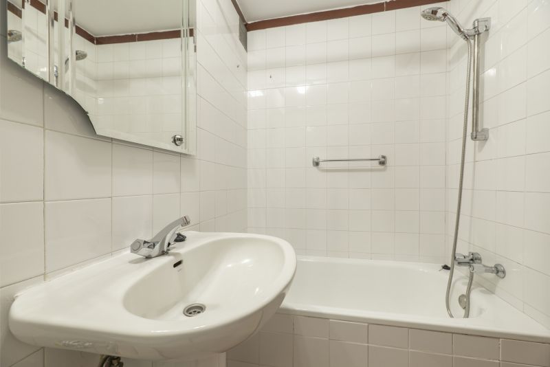 Porcelain Tub Resurfacing in Wausau, WI