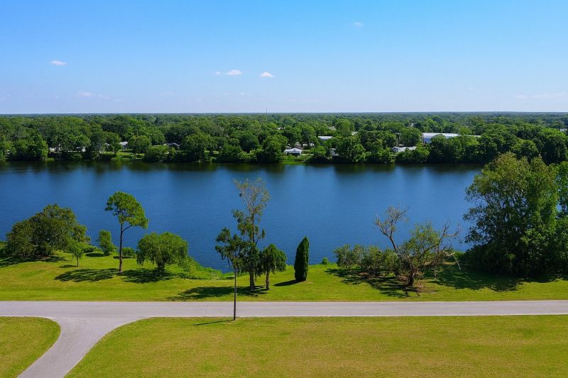 Local Bathtub Resurfacing in Mulberry, FL